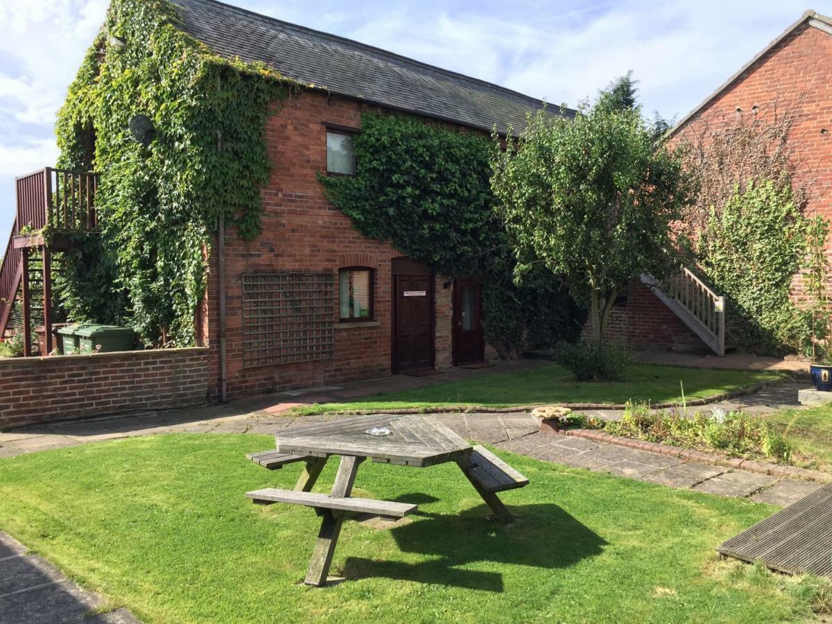 Rolandscroft Guest House Pontefract Dış mekan fotoğraf